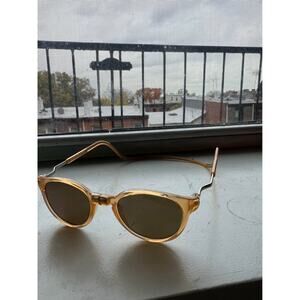 Clic Sunglasses Bifocal Magnetic NEW never worn. SOLD OUT style